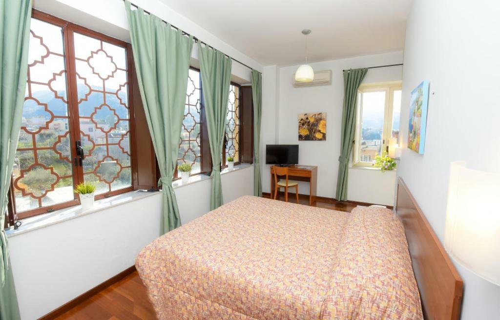 Villa Crawford Sant'Agnello Eksteriør bilde